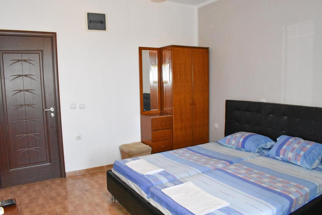 Apartments Murati Ulcinj Esterno foto